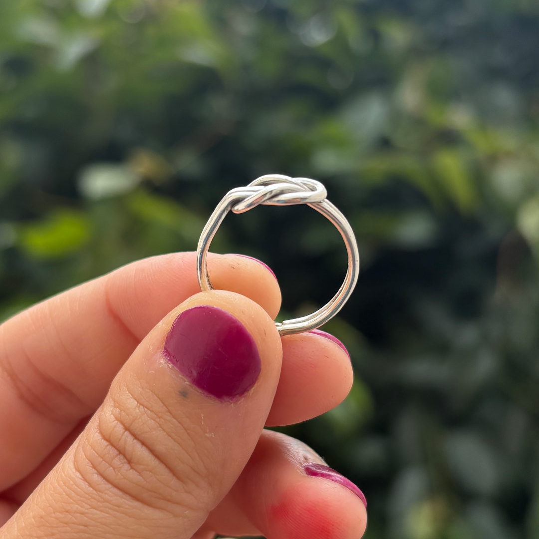 Anillo nudo mediano